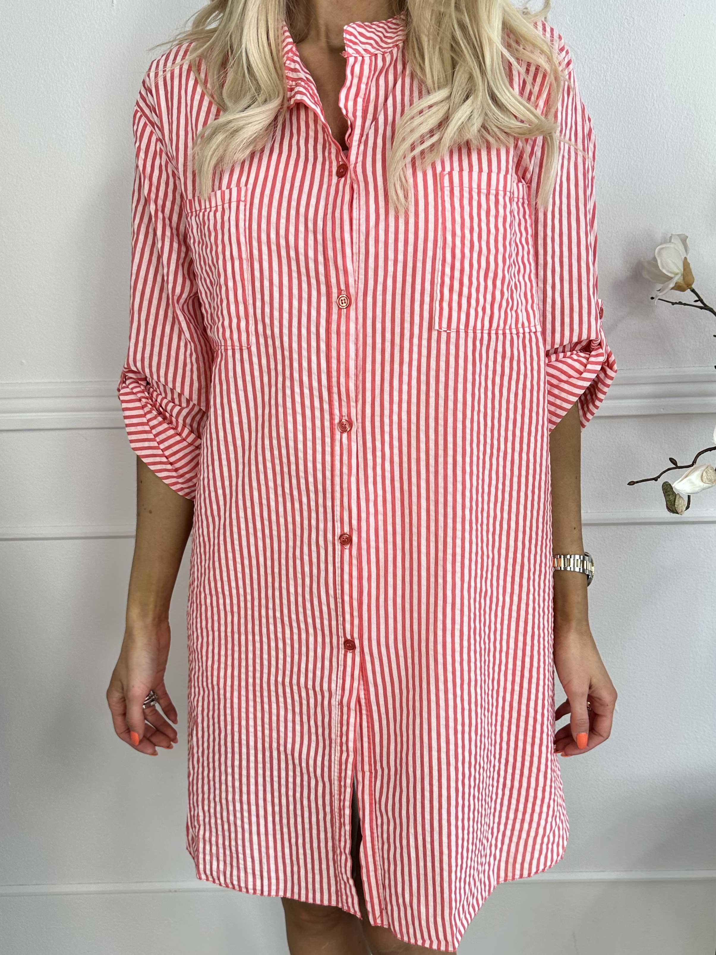 Carmina - Randig bomullsskjorta med bröstfickor